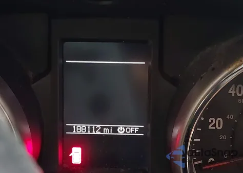 2011 Jeep Grand Cherokee Laredo из США, поврежденный, VIN 1J4RR4GG2BC576210